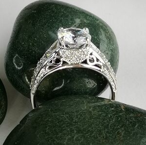 CZ cathedral set engagement style ring Filigree size 7 🆕